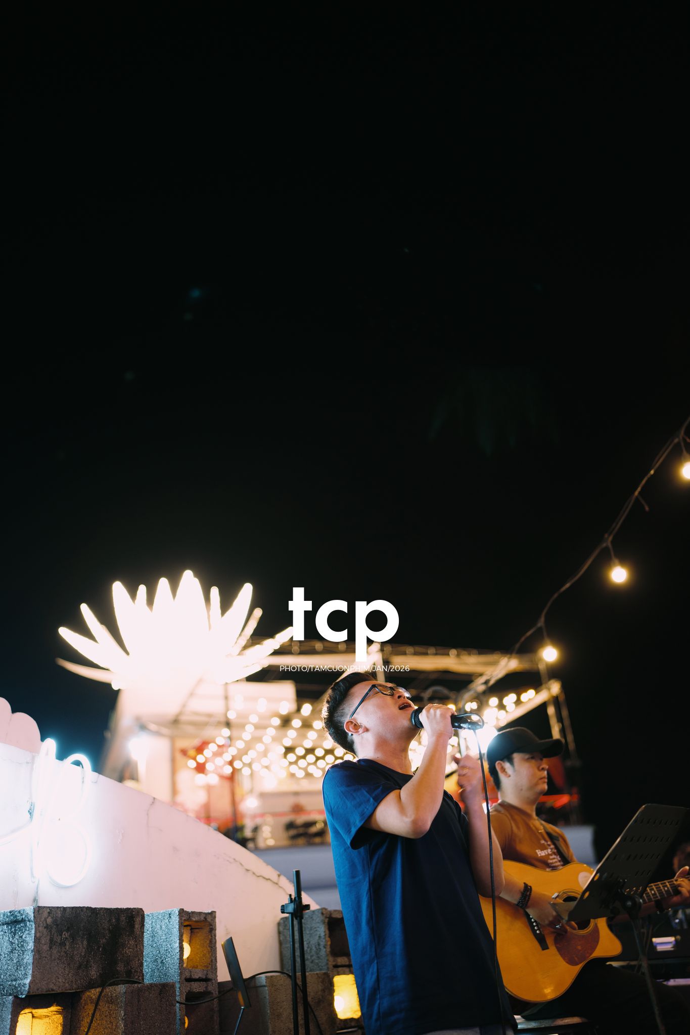 Tám Cuộn Phim - Chiếc view triệu đô cùng hội bạn "tâm đầu ý hợp"