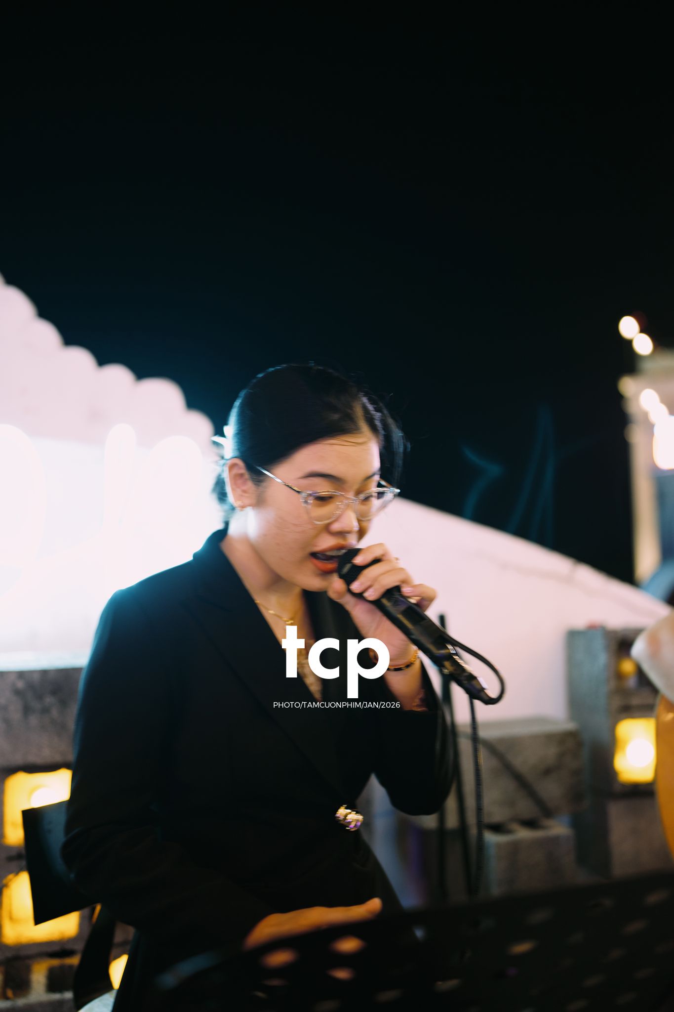 Tám Cuộn Phim - Chiếc view triệu đô cùng hội bạn "tâm đầu ý hợp"