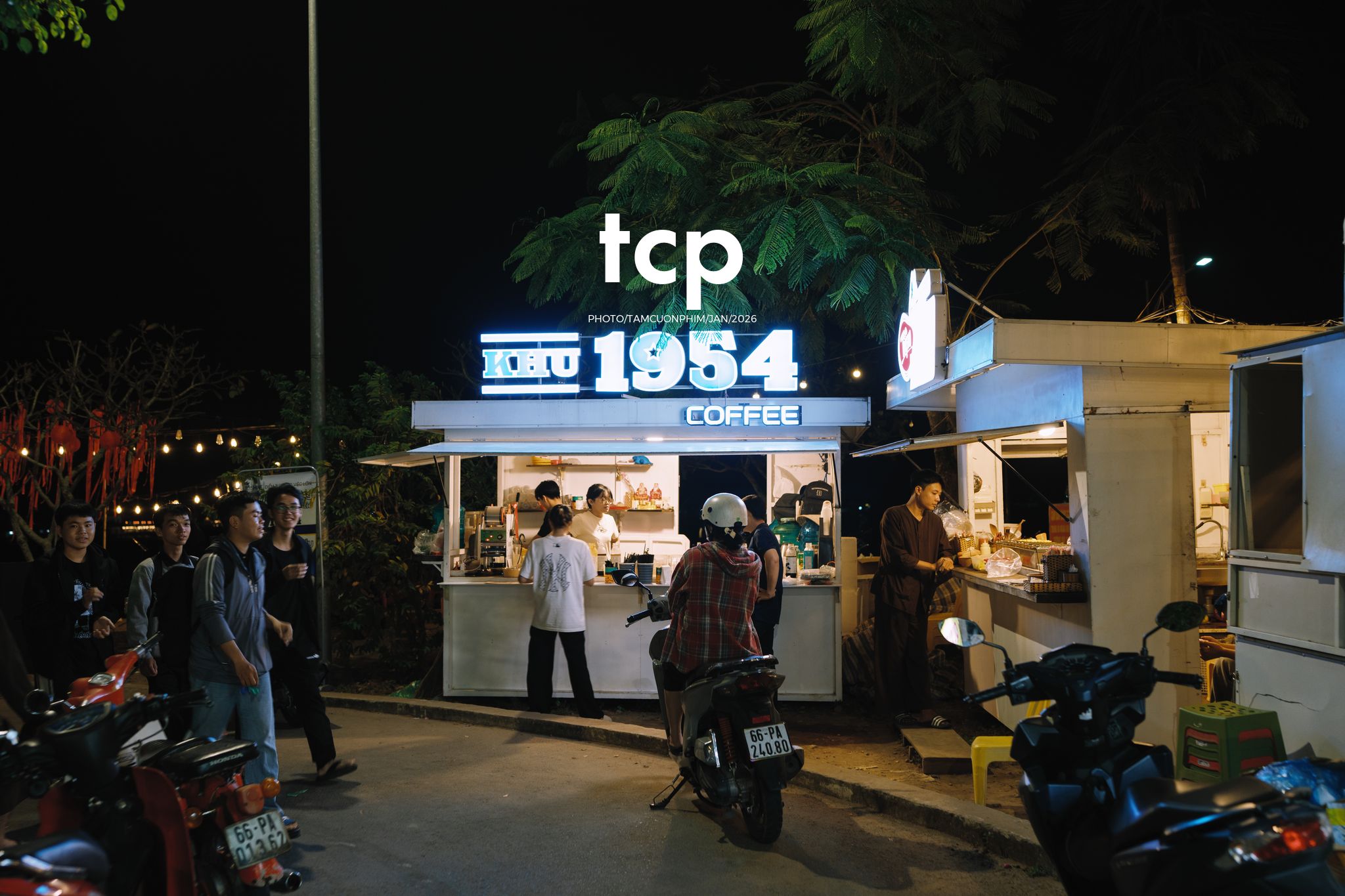 Tám Cuộn Phim - Nhịp sống ven sông đêm Cao Lãnh