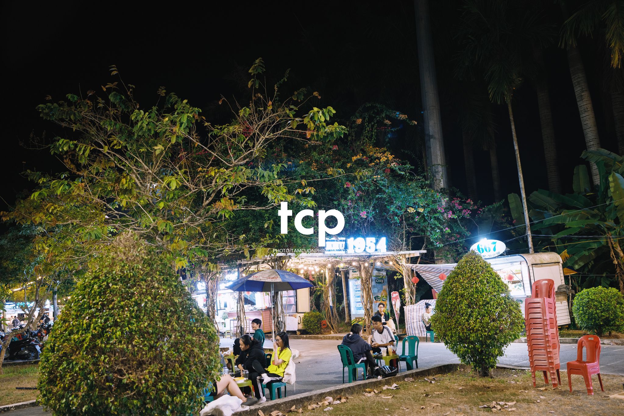 Tám Cuộn Phim - Nhịp sống ven sông đêm Cao Lãnh