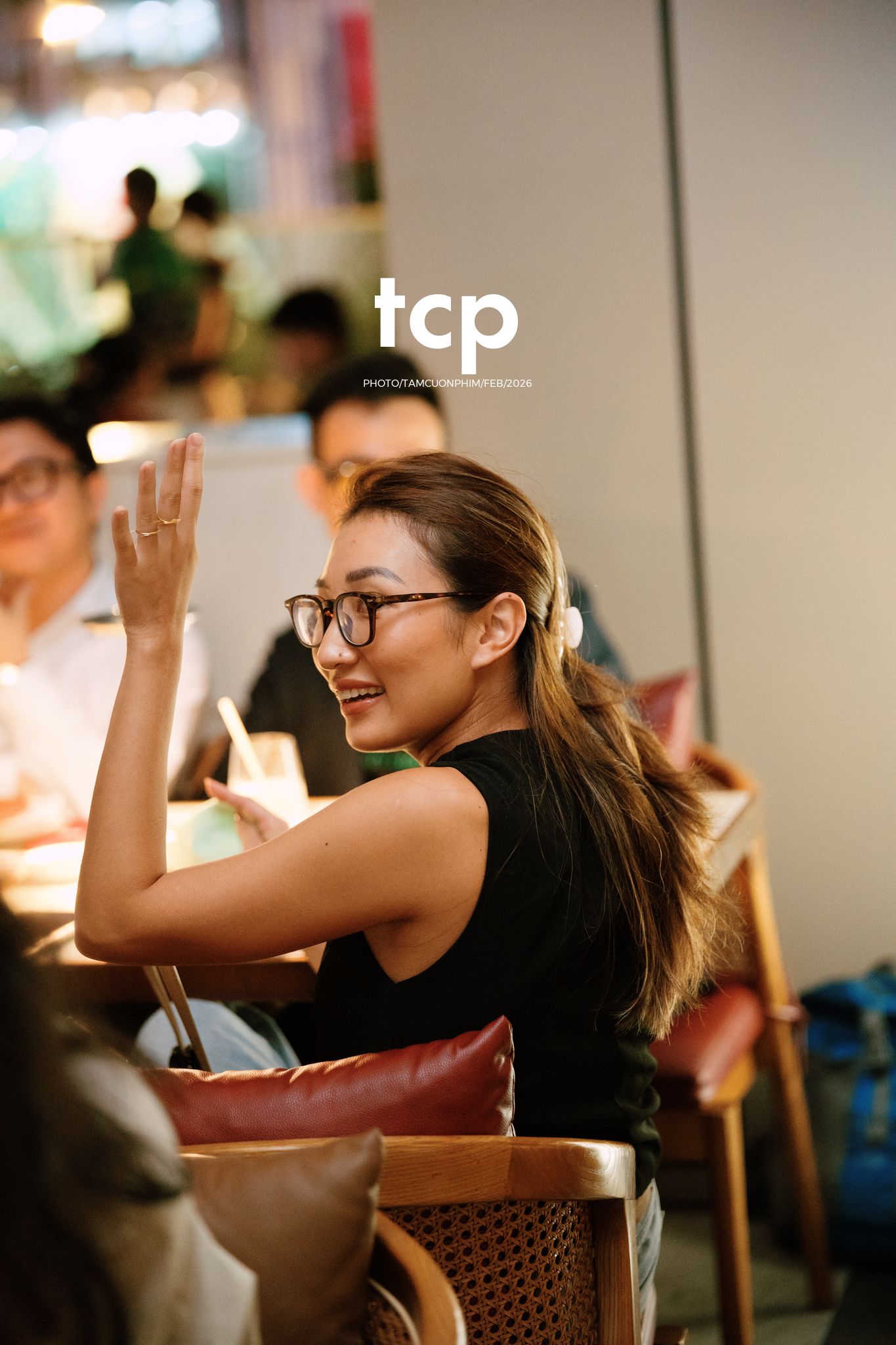 Tám Cuộn Phim - Chiếc micro được chuyền tay và lời chúc cuối năm