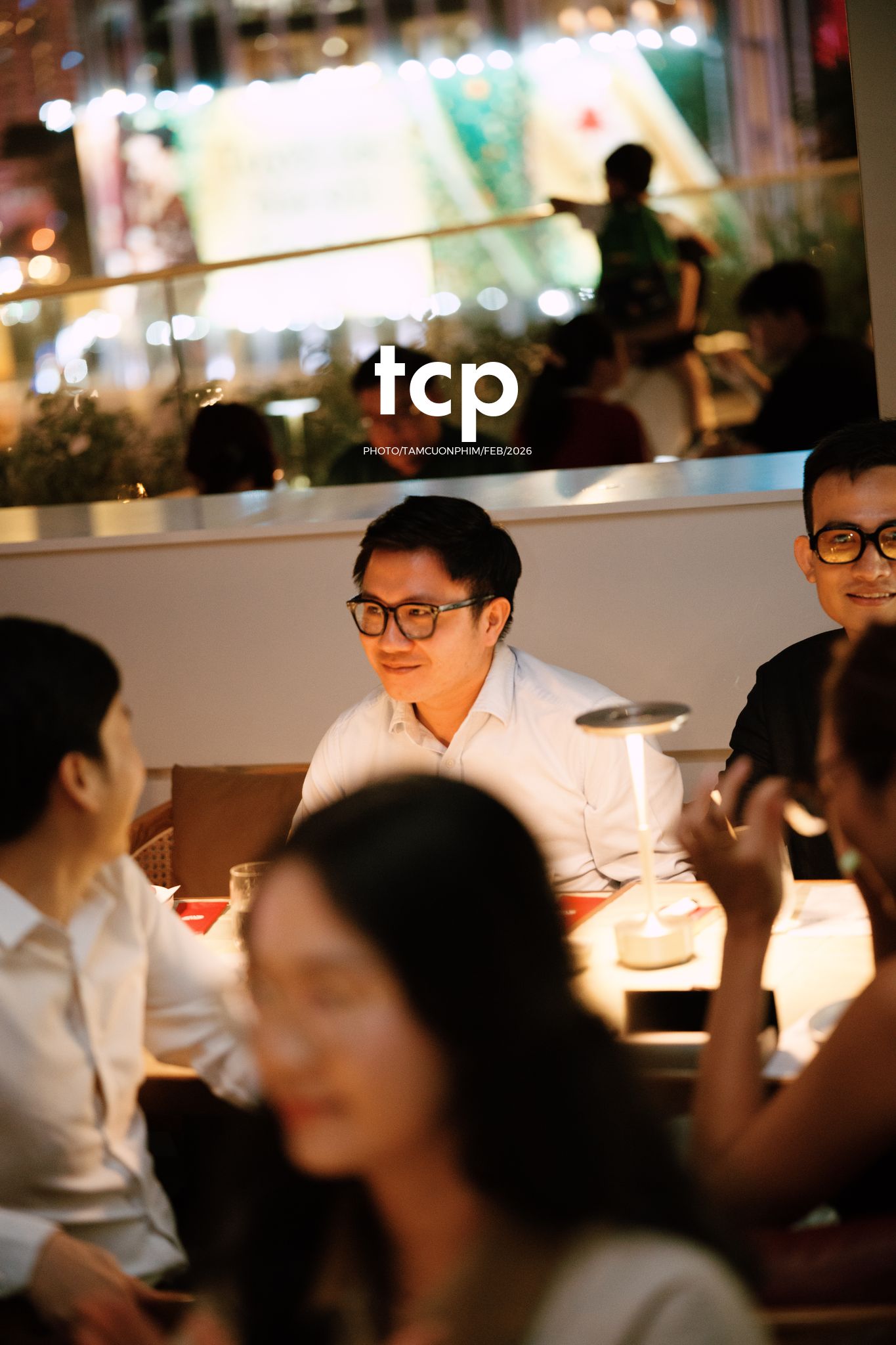 Tám Cuộn Phim - Chiếc micro được chuyền tay và lời chúc cuối năm