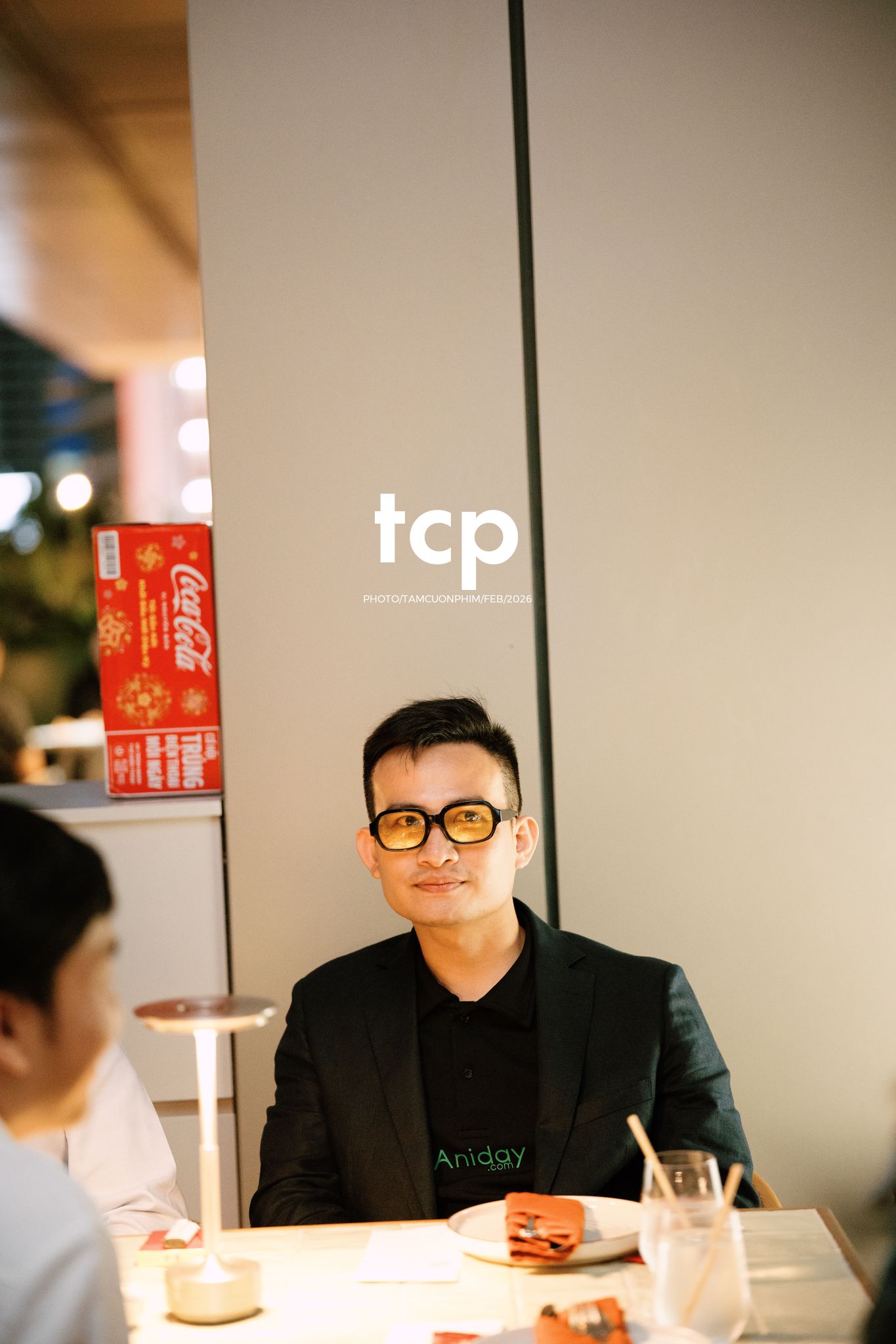 Tám Cuộn Phim - Chiếc micro được chuyền tay và lời chúc cuối năm