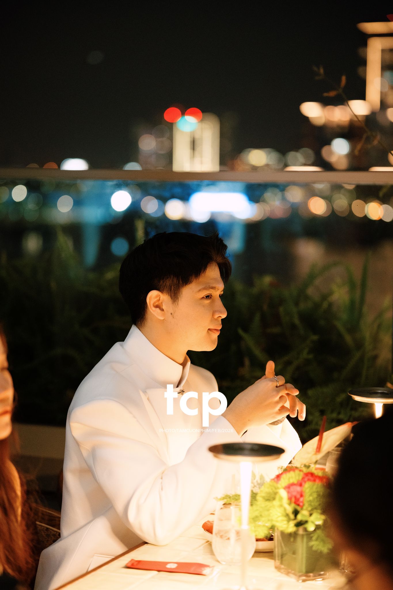 Tám Cuộn Phim - Chiếc micro được chuyền tay và lời chúc cuối năm