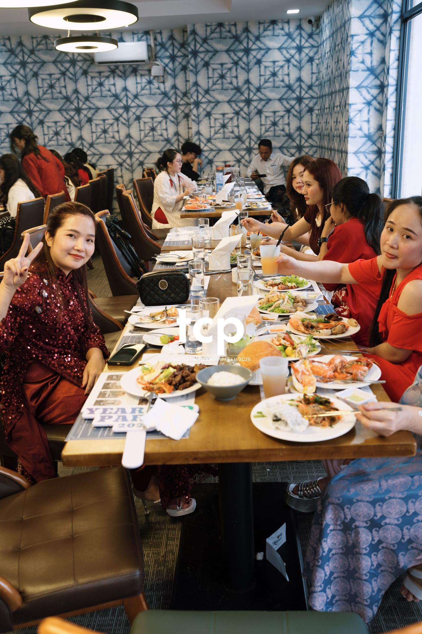 Tám Cuộn Phim - Giật ngay giải nhất trước khi cạn ly