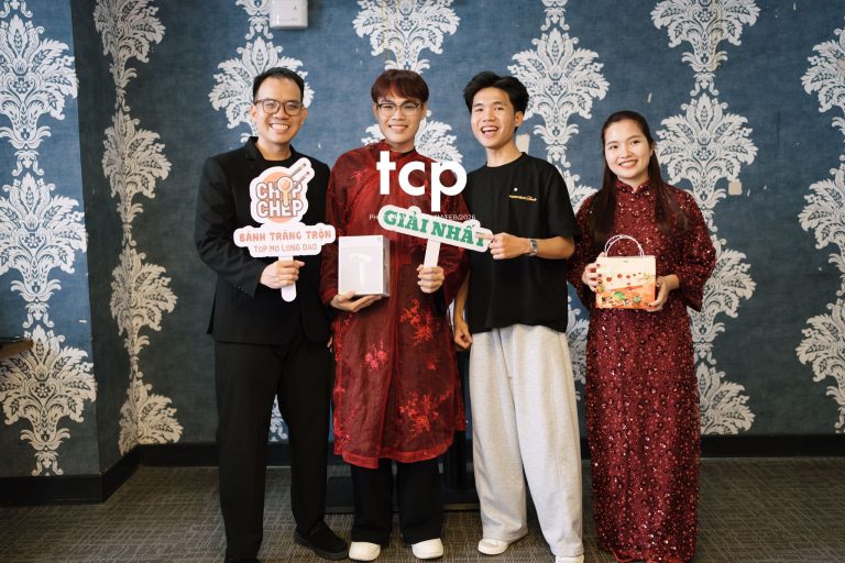 Tám Cuộn Phim - Giật ngay giải nhất trước khi cạn ly