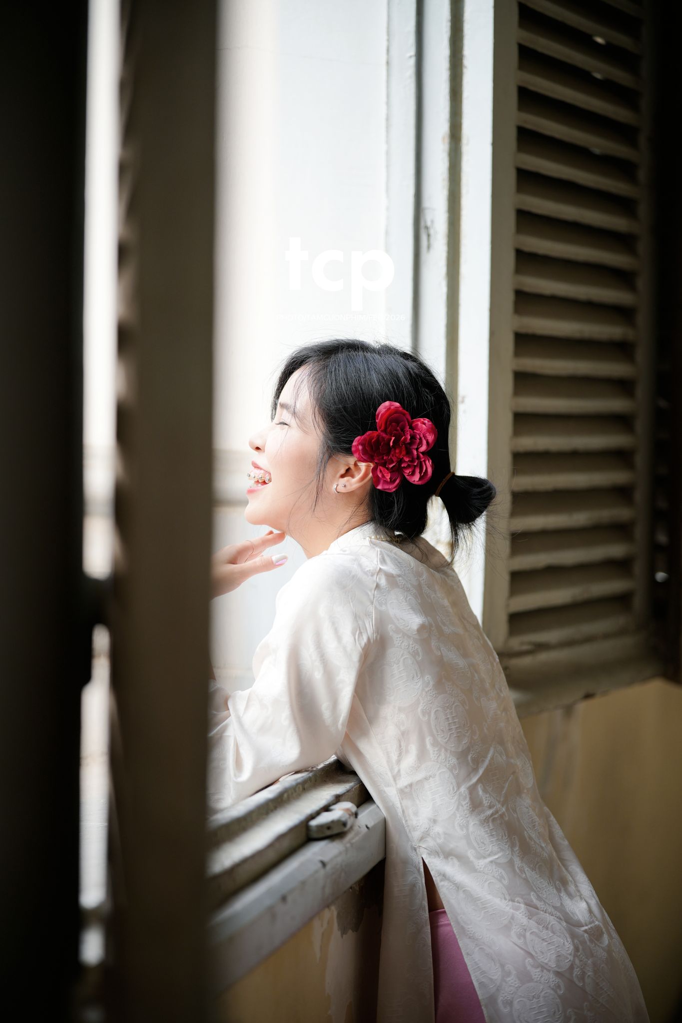 Tám Cuộn Phim - KIẾN TRÚC CỦA HOÀI NIỆM VÀ ĐƯƠNG ĐẠI