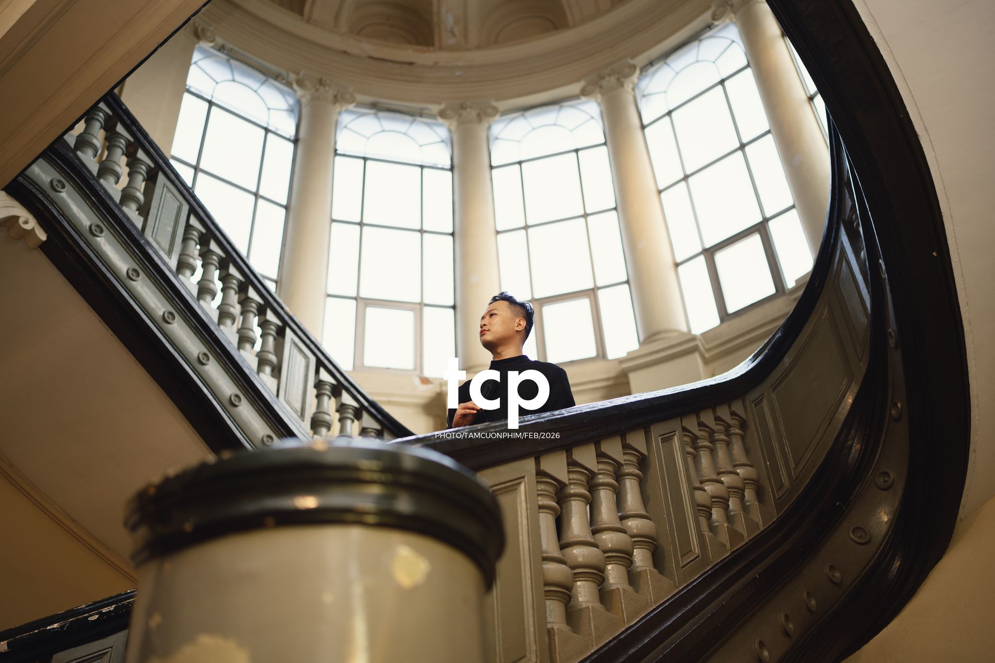 Tám Cuộn Phim - KIẾN TRÚC CỦA HOÀI NIỆM VÀ ĐƯƠNG ĐẠI