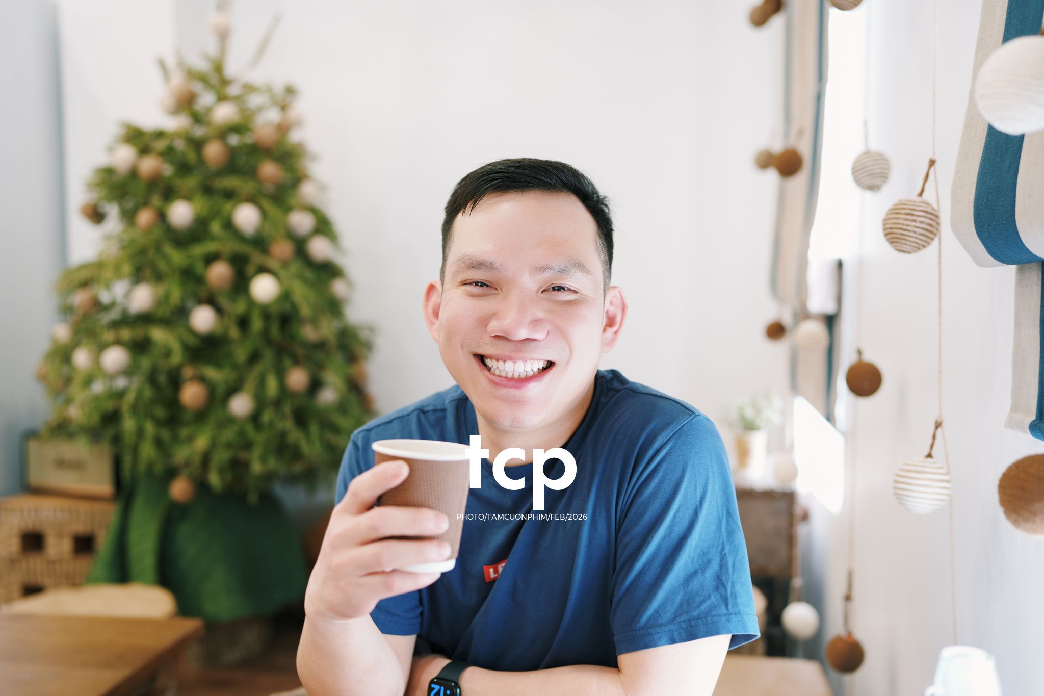 Tám Cuộn Phim - Gói trọn những dư vị ngọt ngào của ngày đầu năm