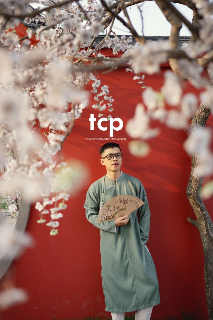 Tám Cuộn Phim - Nét hoài cổ ngày xuân