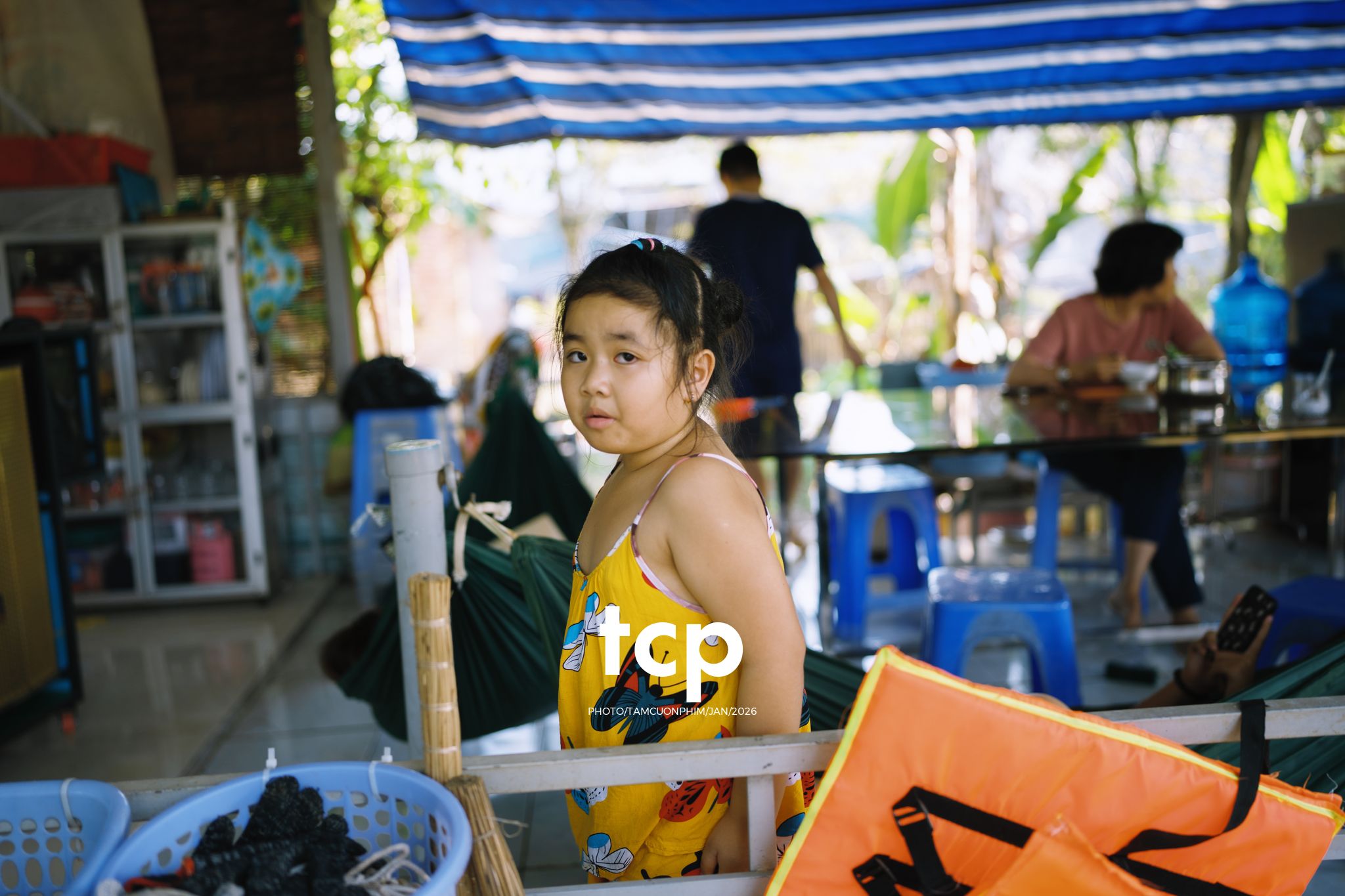 Tám Cuộn Phim - Khi "boss" cũng biết tạo dáng đón xuân về!