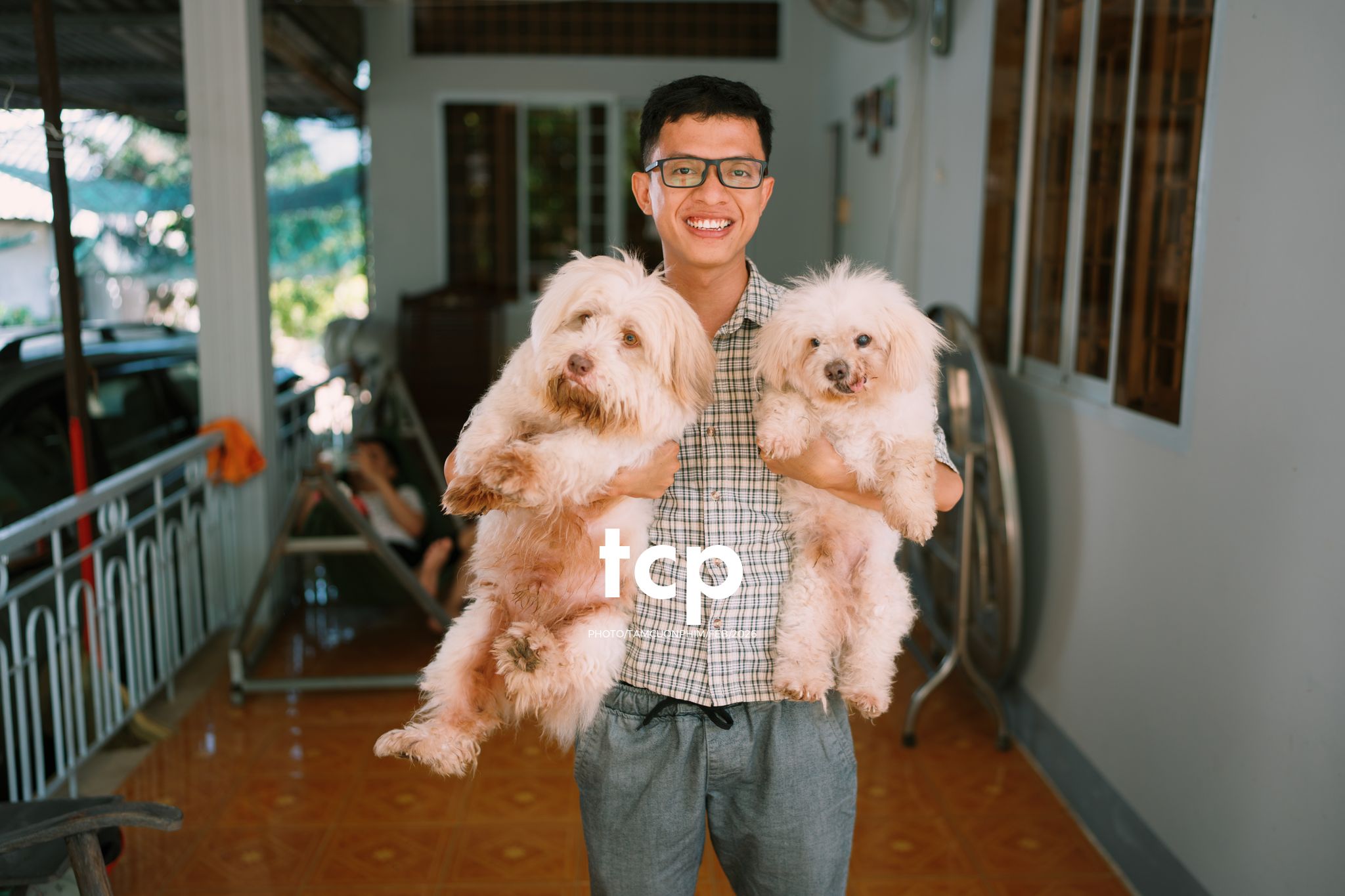 Tám Cuộn Phim - Khi "boss" cũng biết tạo dáng đón xuân về!