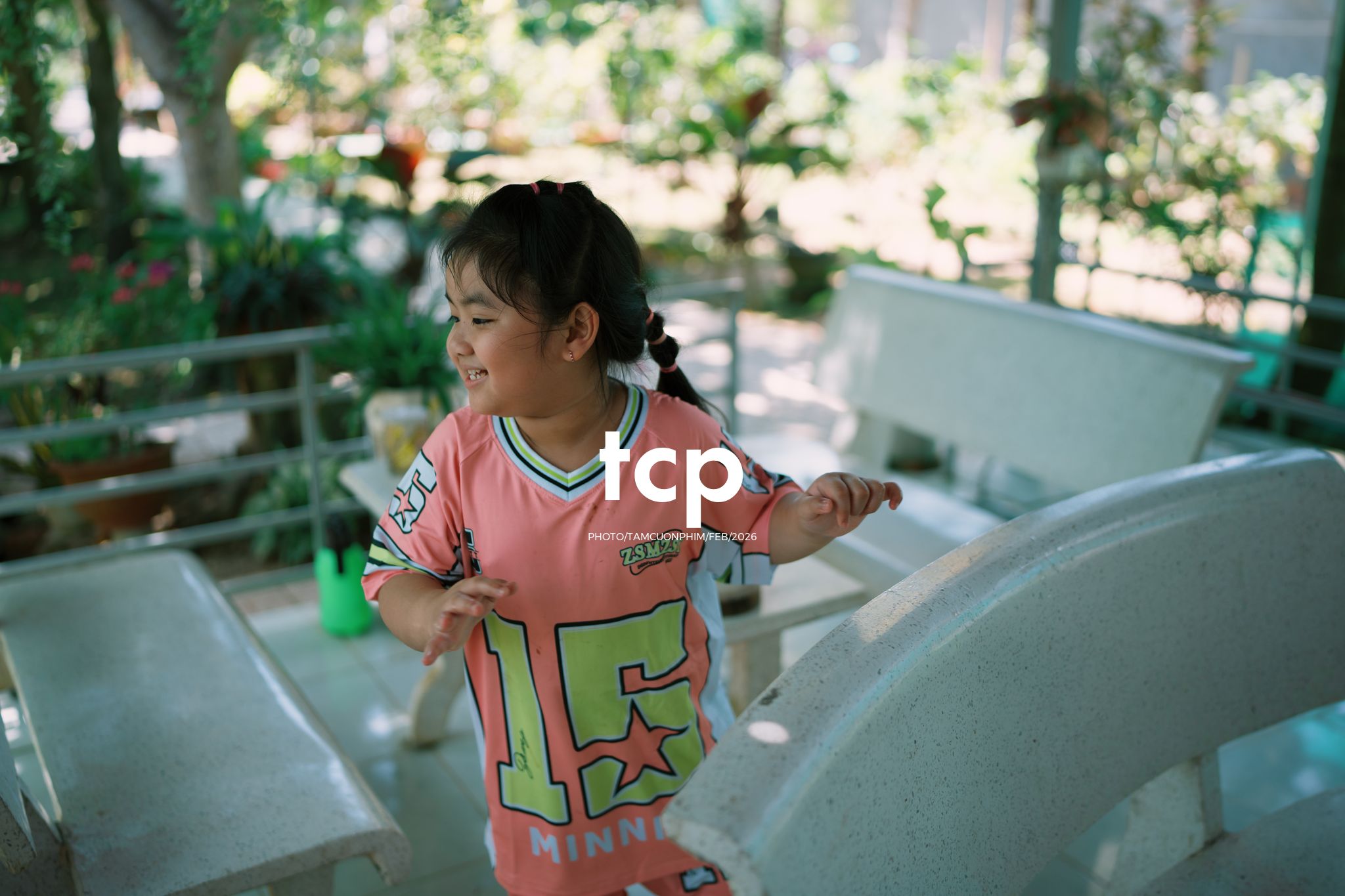 Tám Cuộn Phim - Khi "boss" cũng biết tạo dáng đón xuân về!