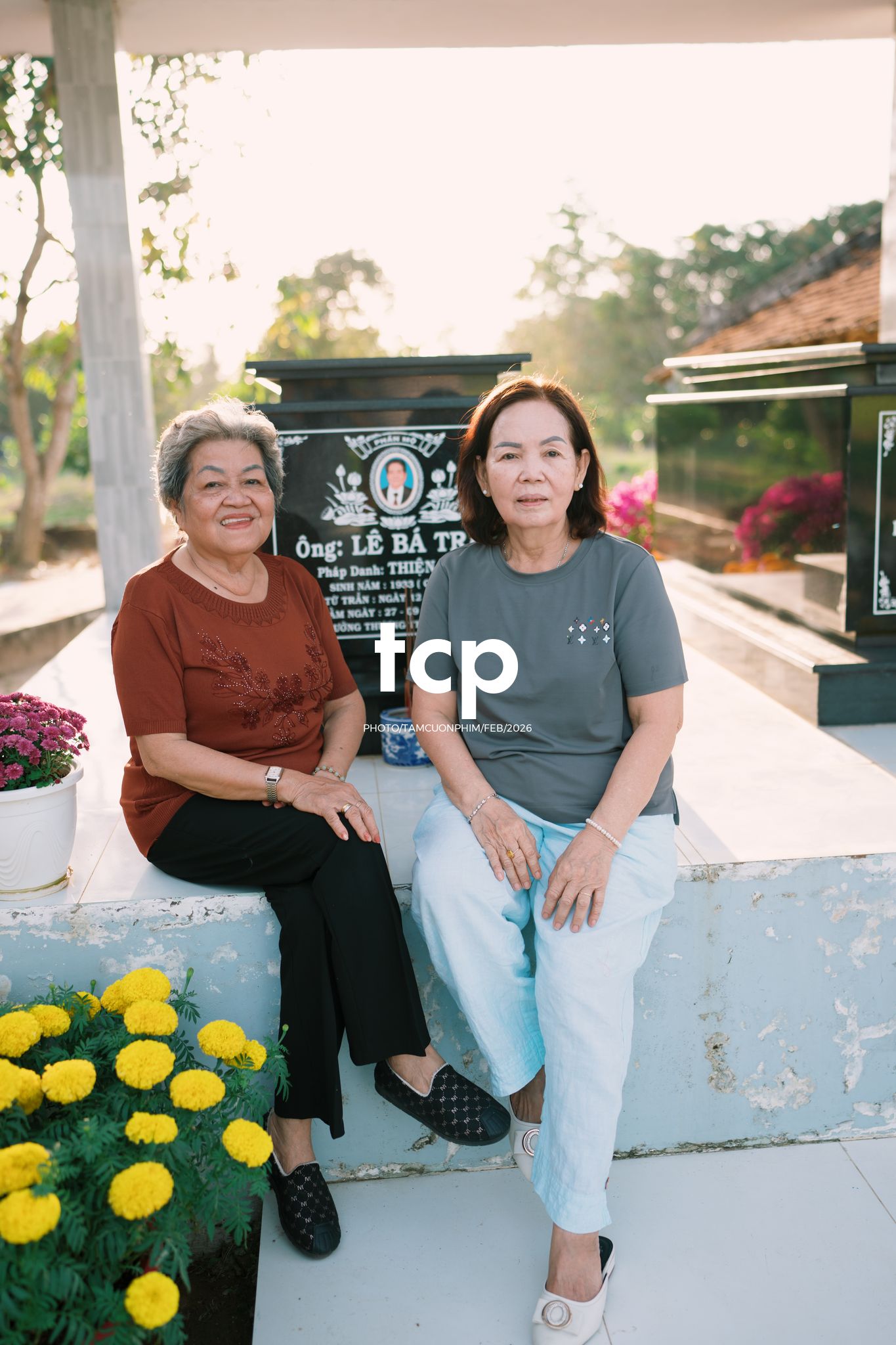 Tám Cuộn Phim - Còn gì ấm áp hơn nụ cười của cả nhà ngày đầu năm?