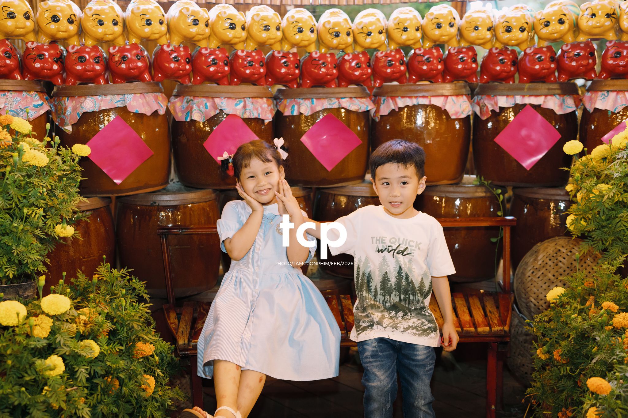 Tám Cuộn Phim - Khoảnh khắc sum vầy đầy yêu thương