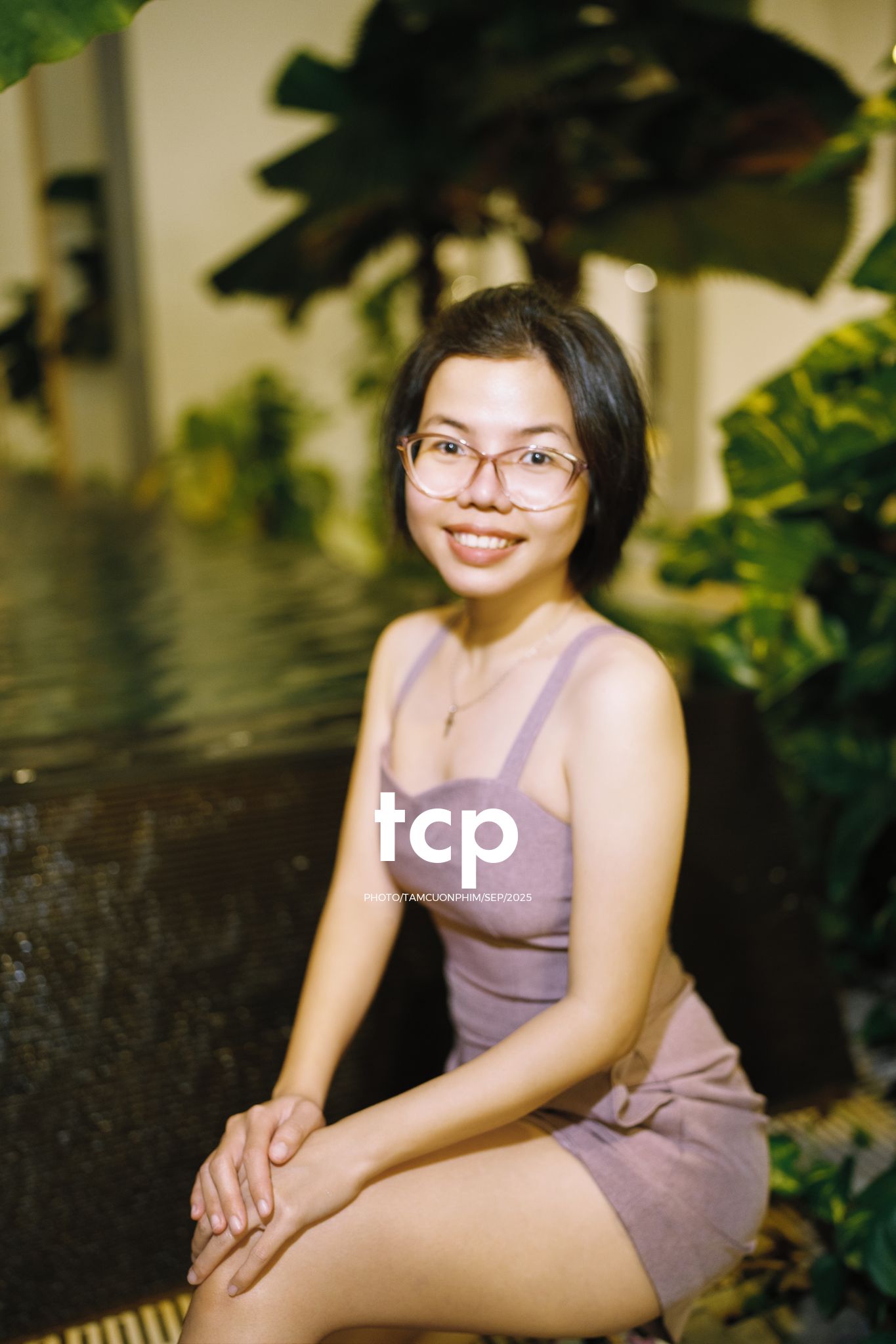 Tám Cuộn Phim - Nhịp thở đô thị về đêm