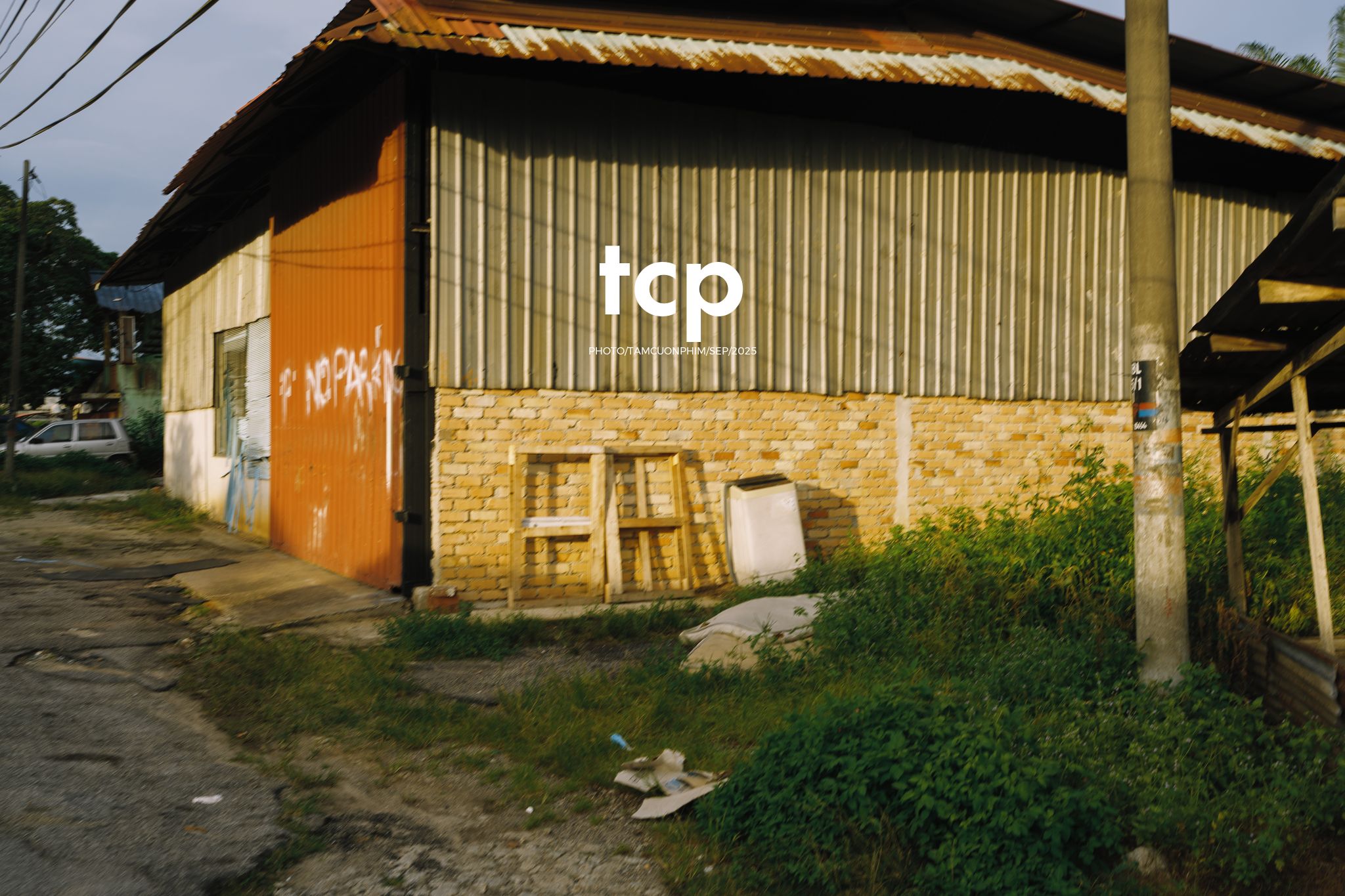 Tám Cuộn Phim - Chill hết nấc với chuyến đi dạo đầy nắng vàng