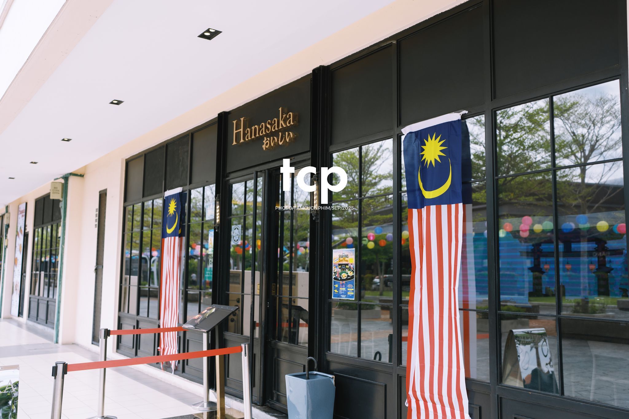 Tám Cuộn Phim - Chuyện những "chú chim di cư" ở trạm dừng chân Malaysia