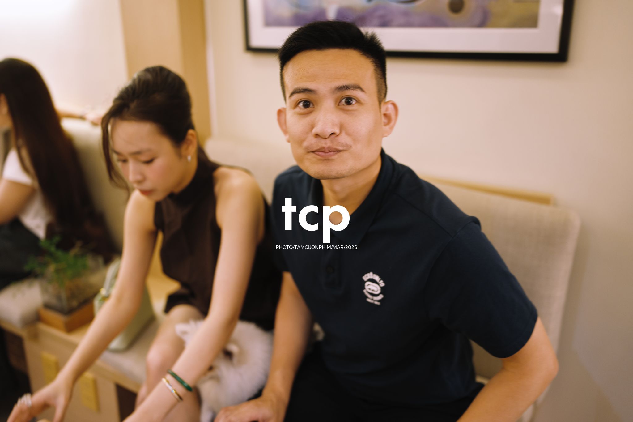 Tám Cuộn Phim - Những khoảnh khắc kết nối đầy yêu thương