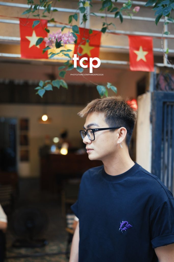Tám Cuộn Phim - Có bao giờ bạn thấy lòng bình yên chỉ nhờ một ly cà phê chiều không?