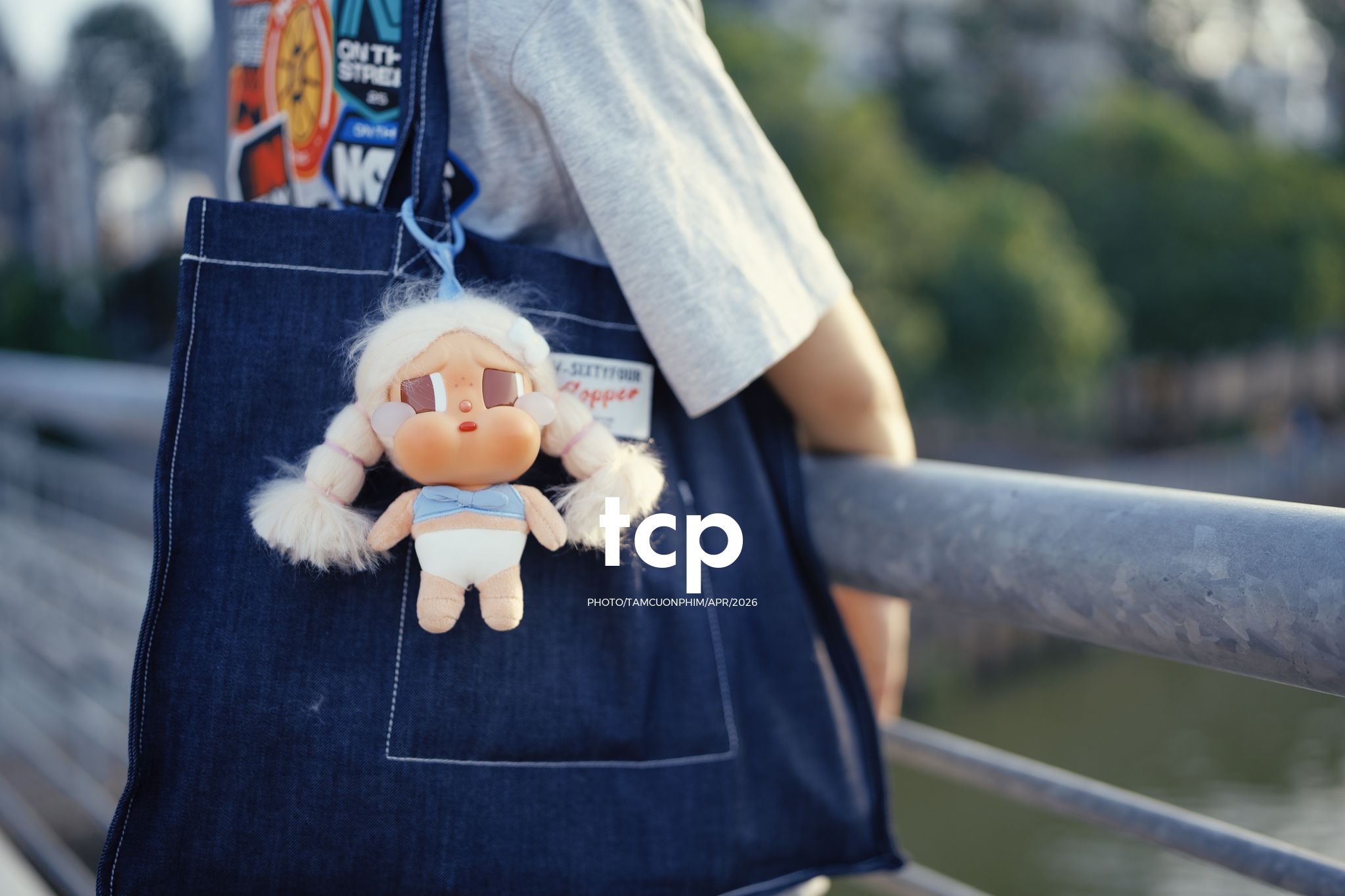 Tám Cuộn Phim - Một ngày dạo phố đầy những mảnh ghép chữa lành