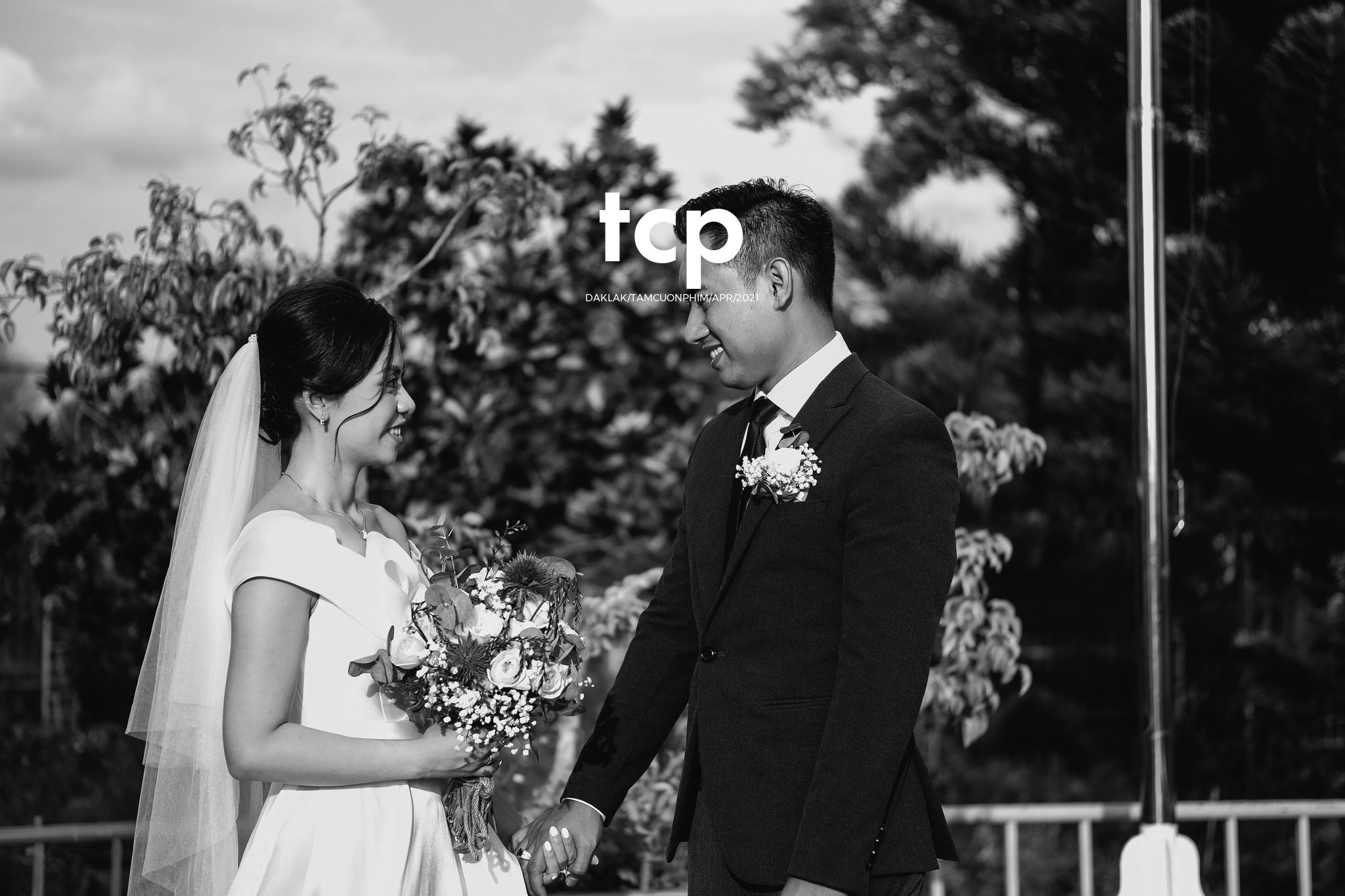 Tám Cuộn Phim - Nồi lẩu