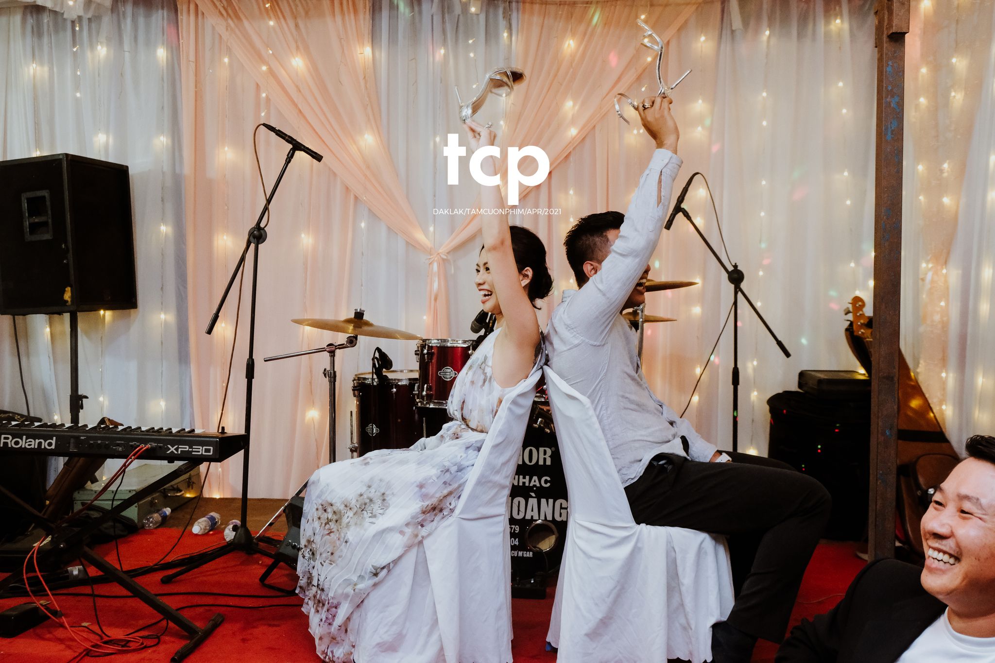 Tám Cuộn Phim - Nồi lẩu