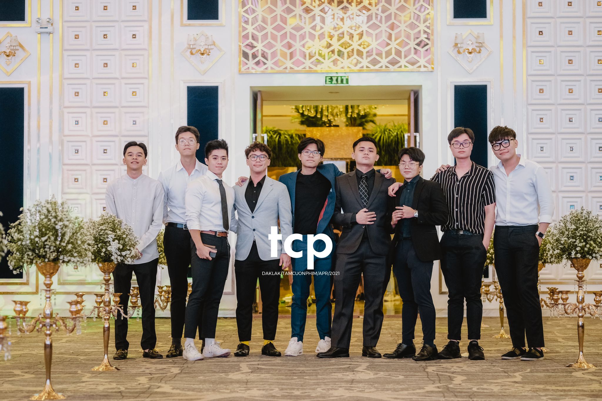 Tám Cuộn Phim - Nồi lẩu
