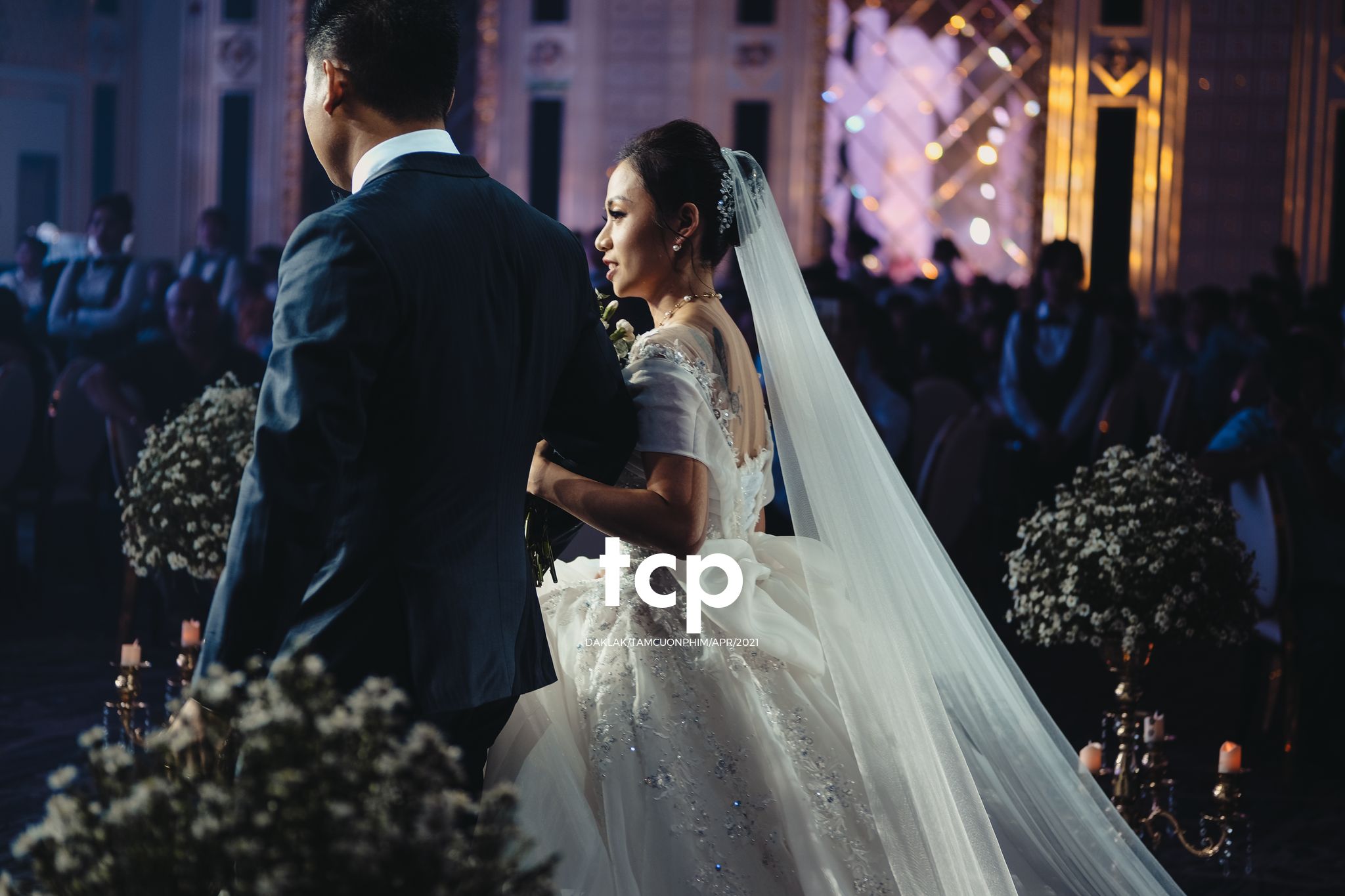 Tám Cuộn Phim - Nồi lẩu