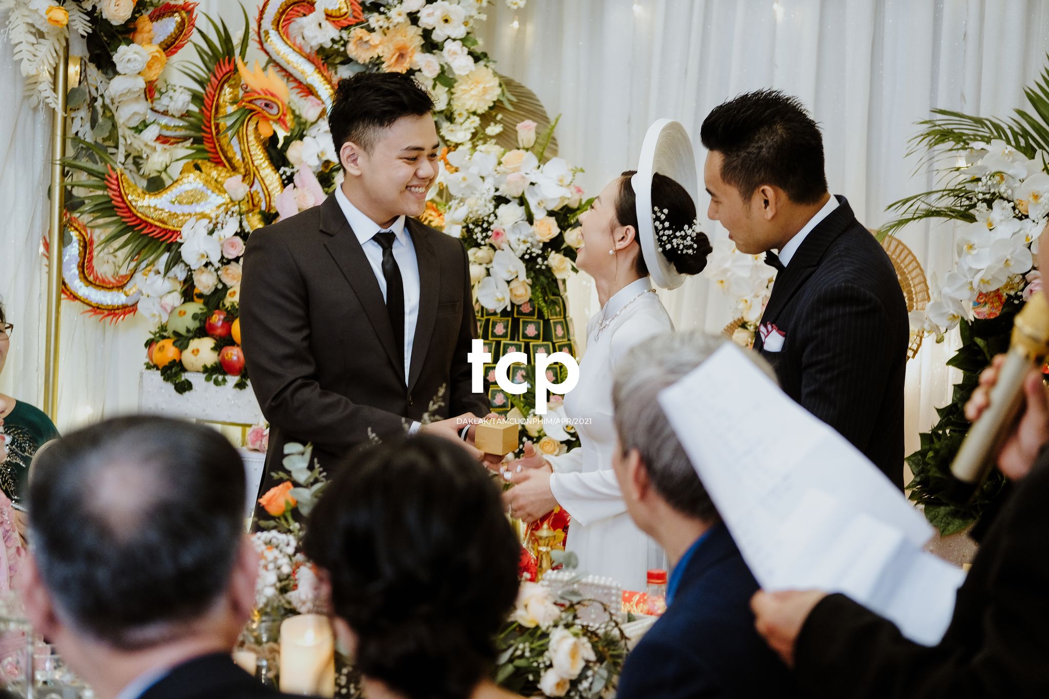 Tám Cuộn Phim - Nồi lẩu