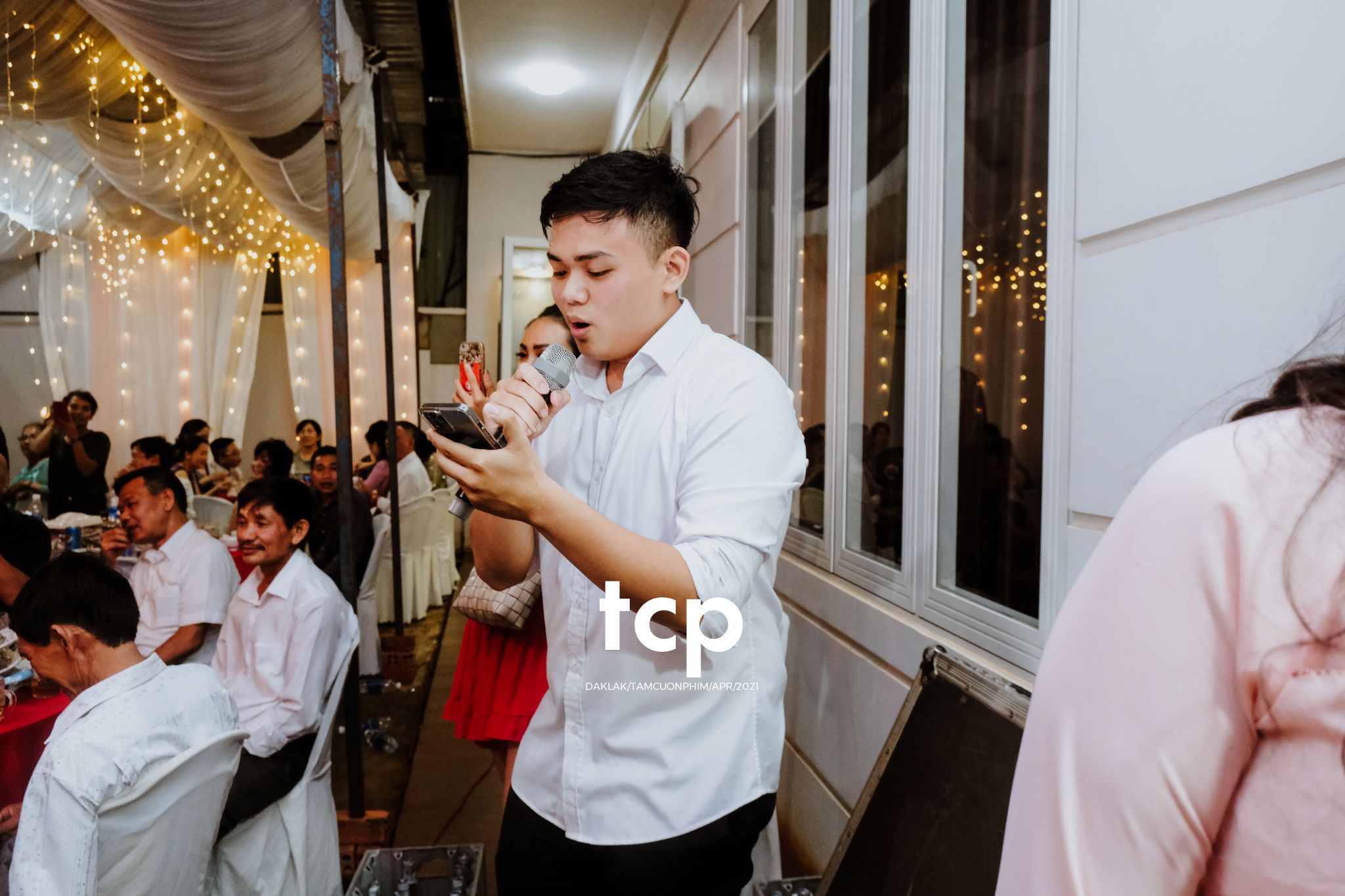 Tám Cuộn Phim - Nồi lẩu