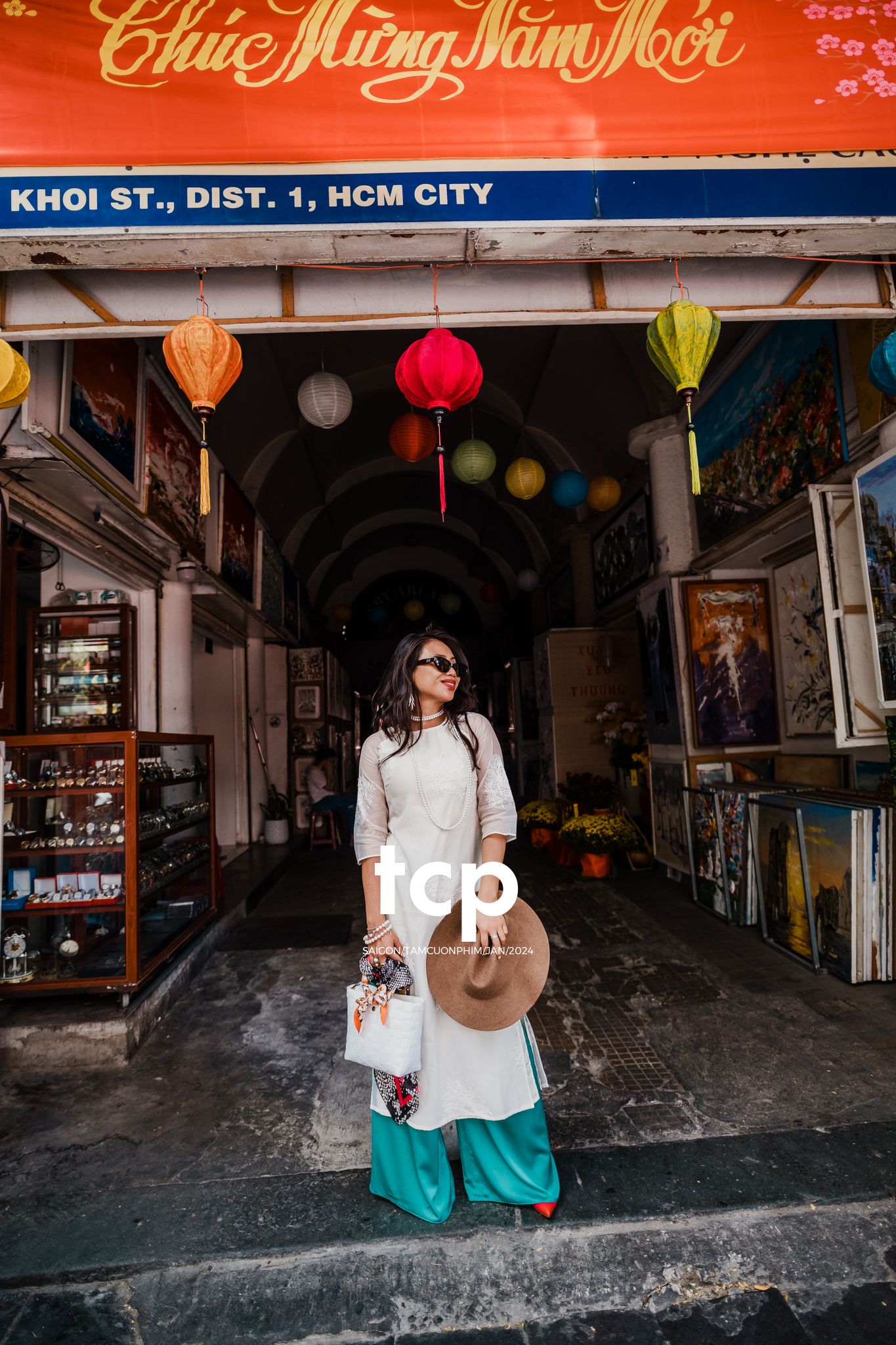Tám Cuộn Phim - Nụ cười thả lỏng