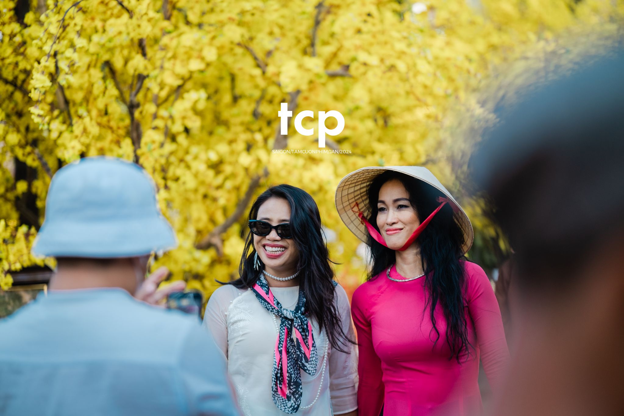 Tám Cuộn Phim - Nụ cười thả lỏng