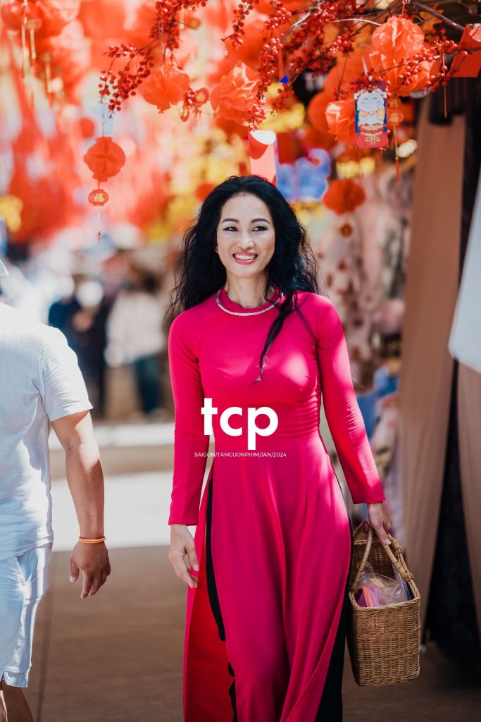 Tám Cuộn Phim - Nụ cười thả lỏng