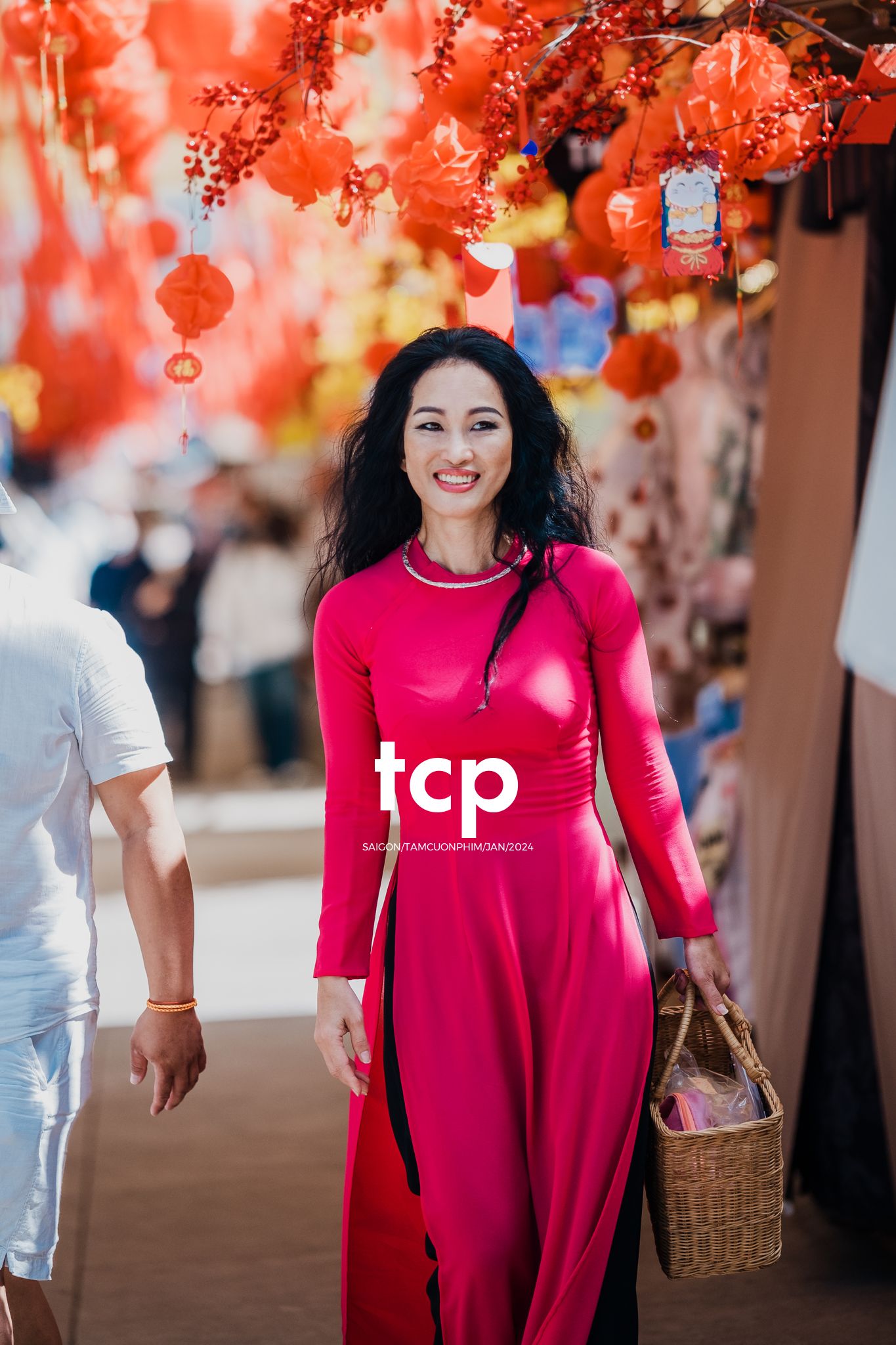 Tám Cuộn Phim - Nụ cười thả lỏng