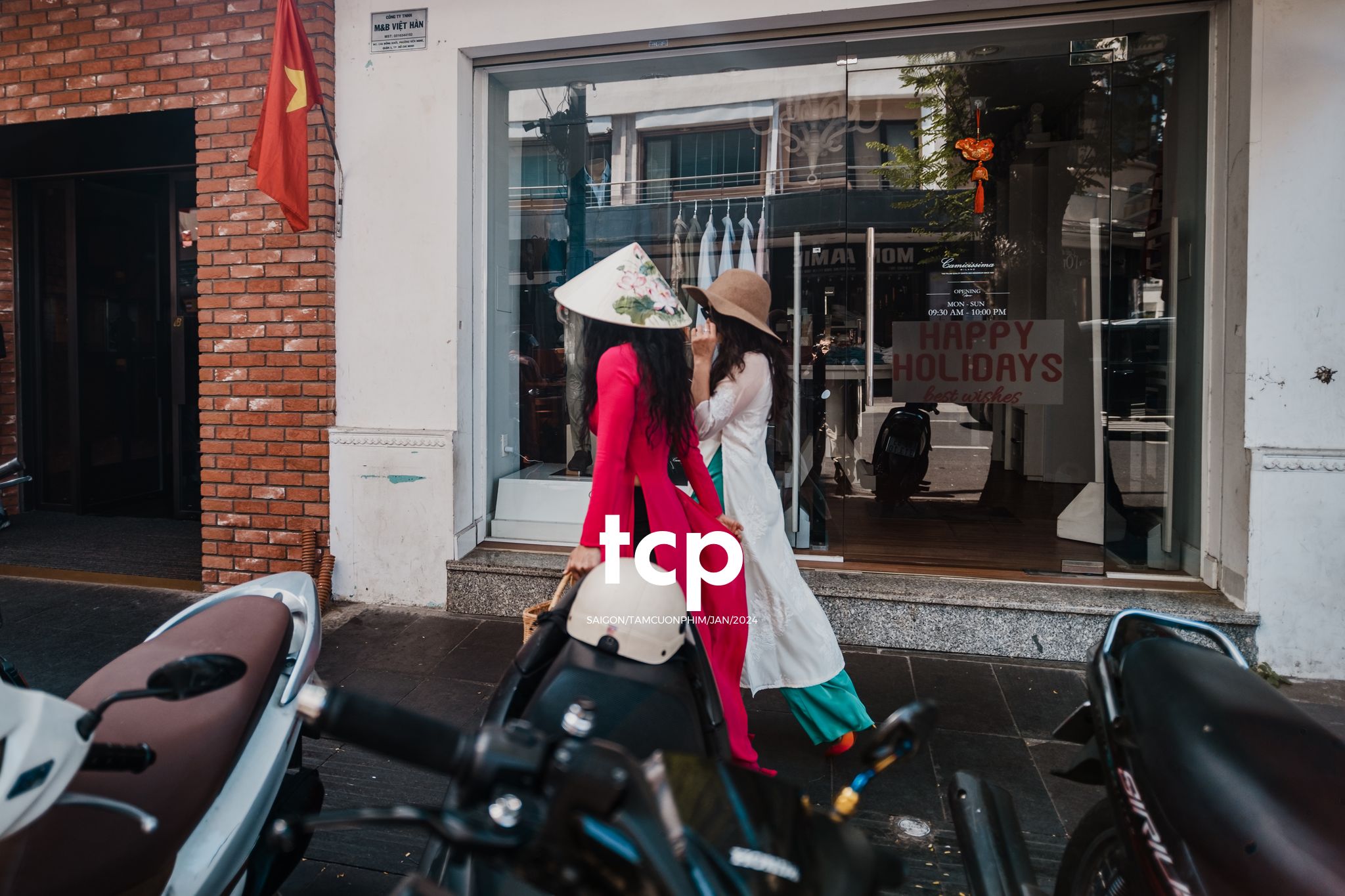 Tám Cuộn Phim - Nụ cười thả lỏng