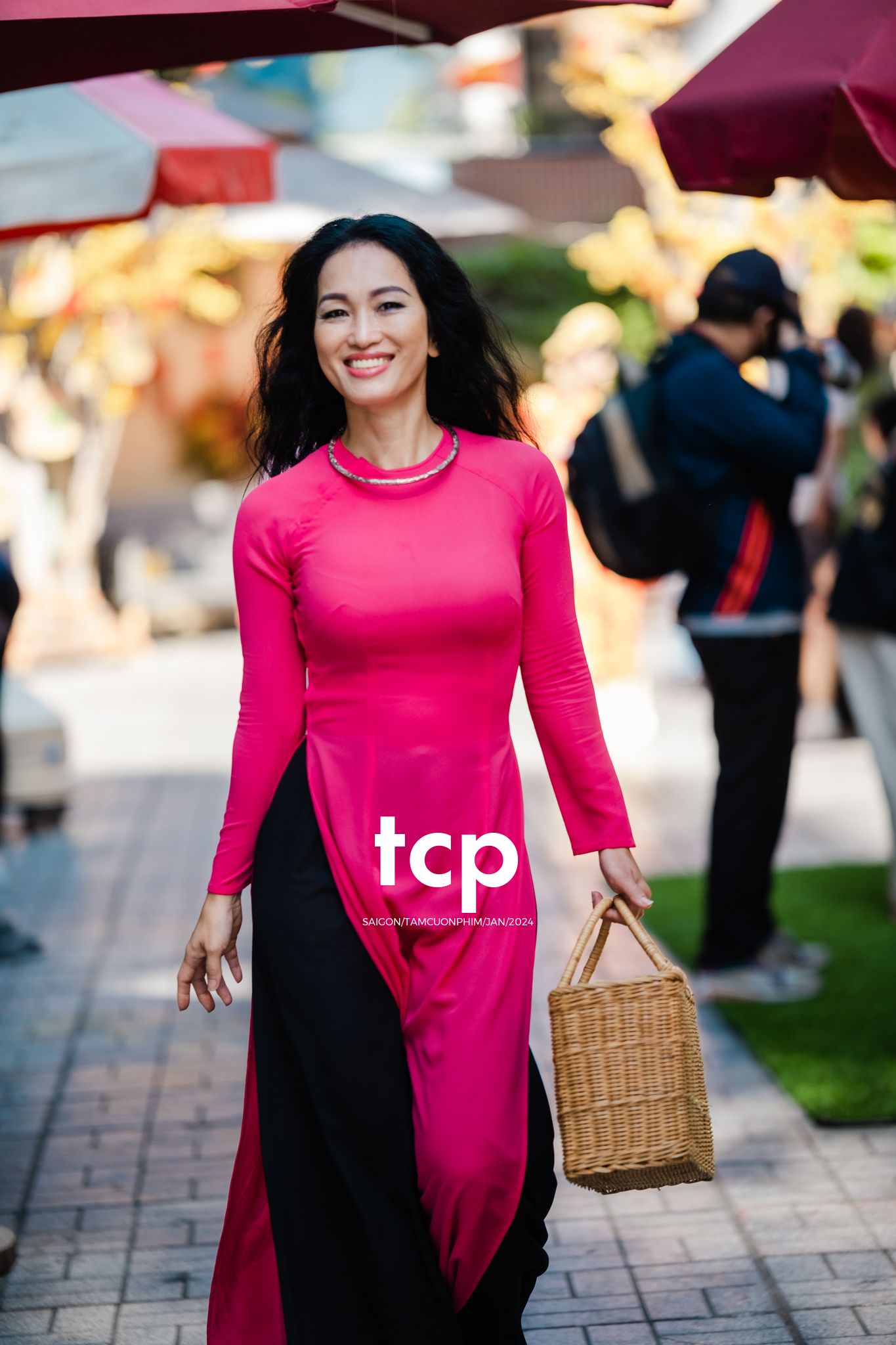 Tám Cuộn Phim - Nụ cười thả lỏng