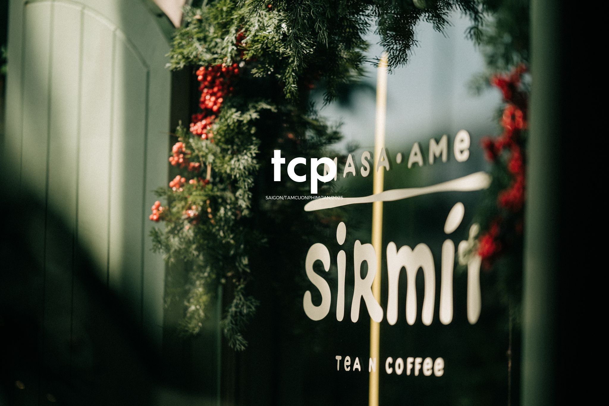 Tám Cuộn Phim - Chiếc ống hút giữ bạn ngồi yên