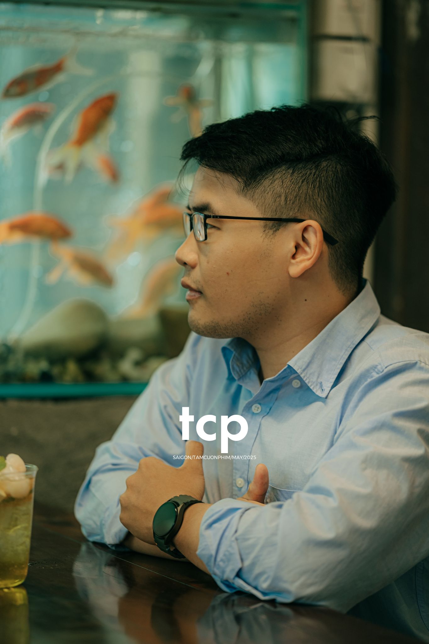 Tám Cuộn Phim - Bể cá