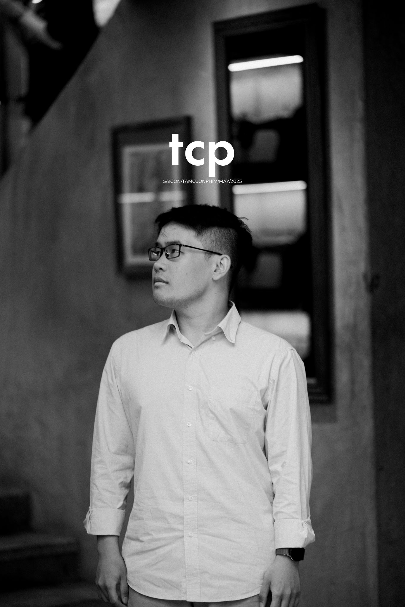 Tám Cuộn Phim - Bể cá