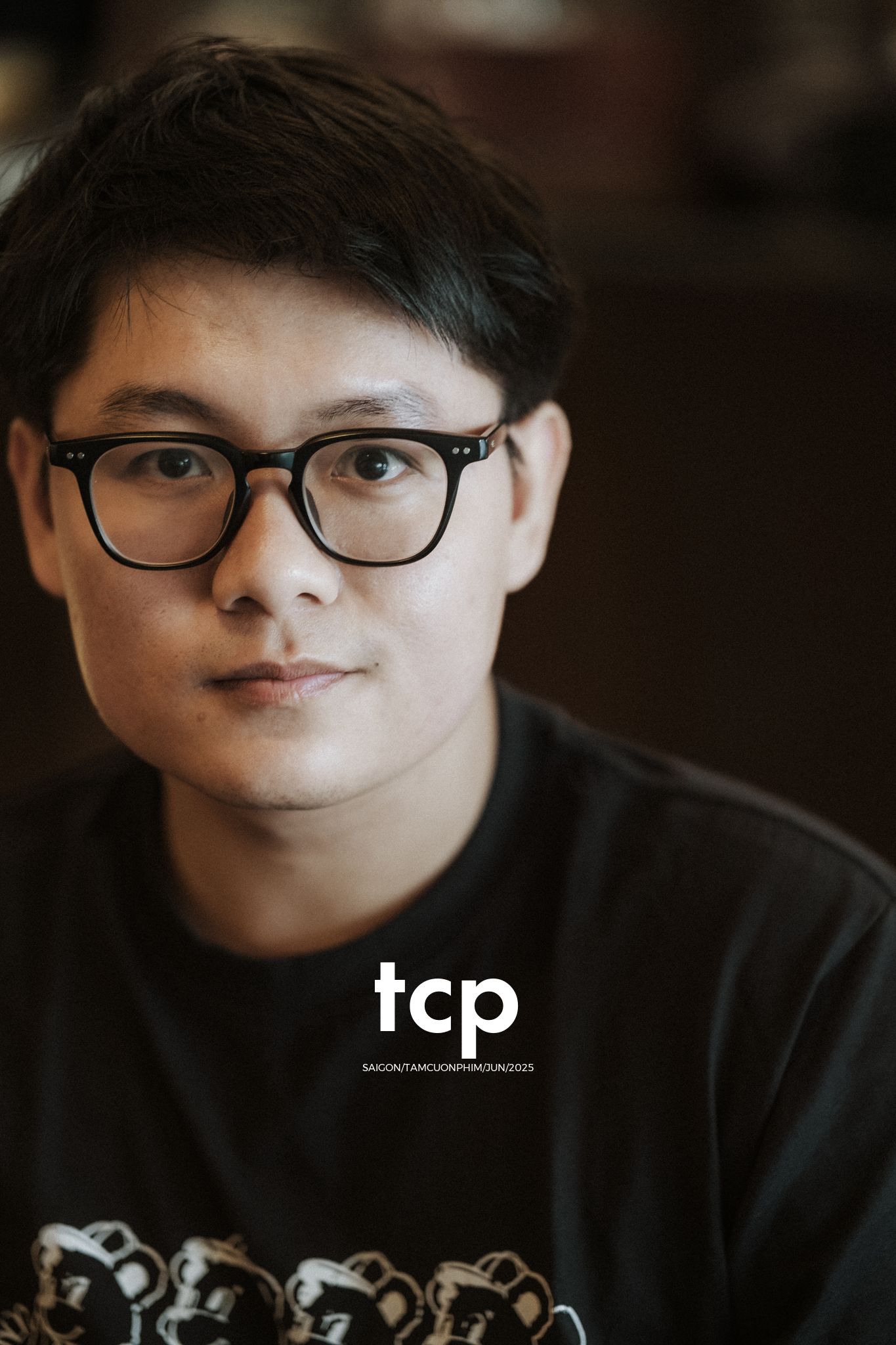 Tám Cuộn Phim - Vệt bóng lá