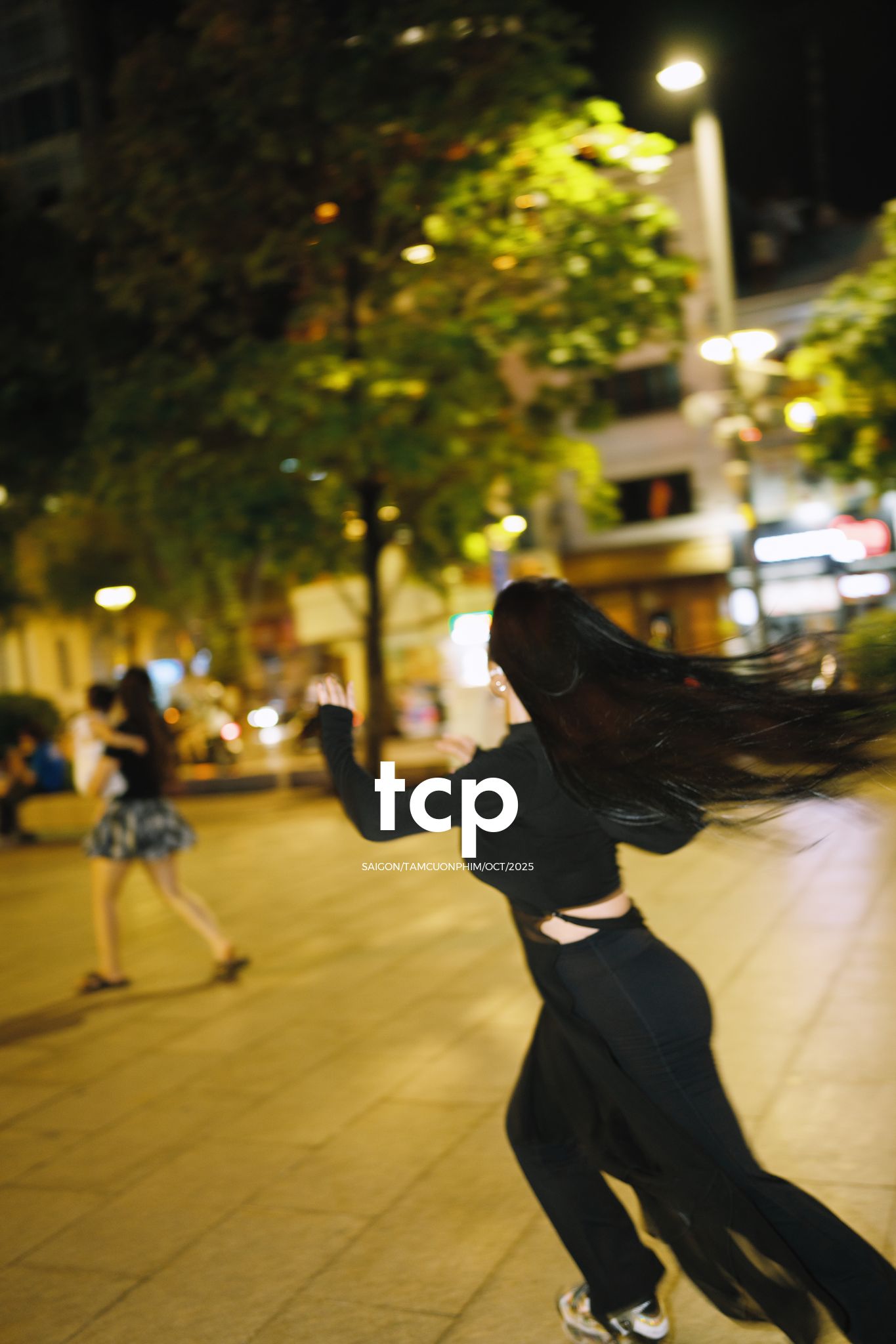 Tám Cuộn Phim - Quên hãm phanh