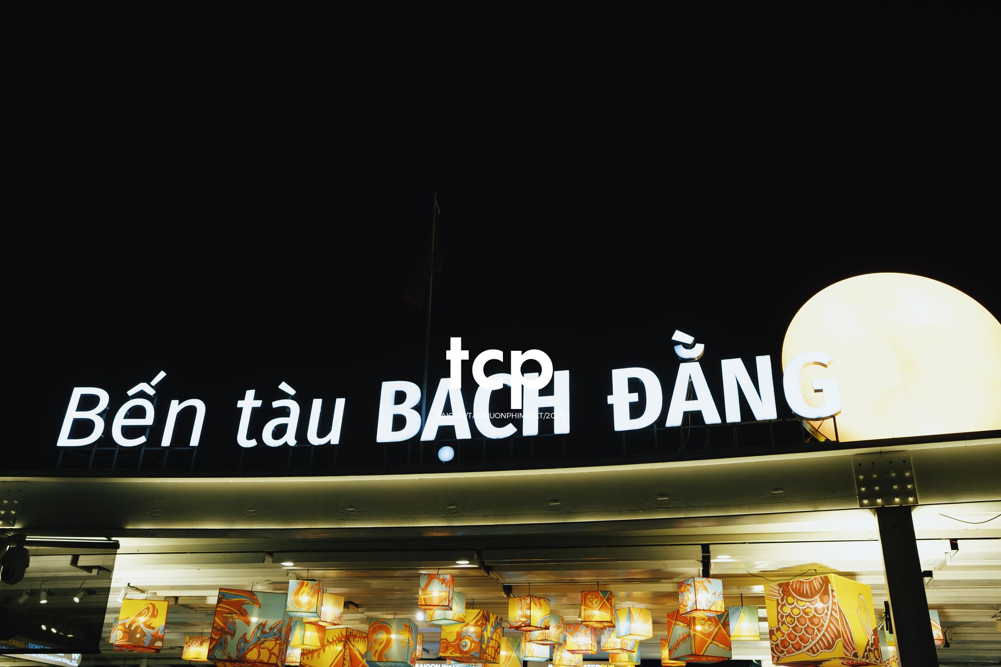 Tám Cuộn Phim - Quên hãm phanh
